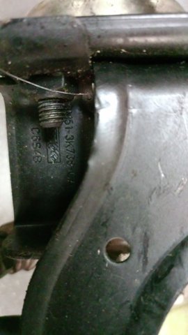 Кронштейн насоса