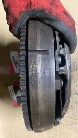 Маховик двигуна — фото 3