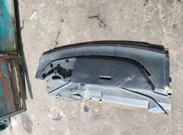 Пластик під лобове скло