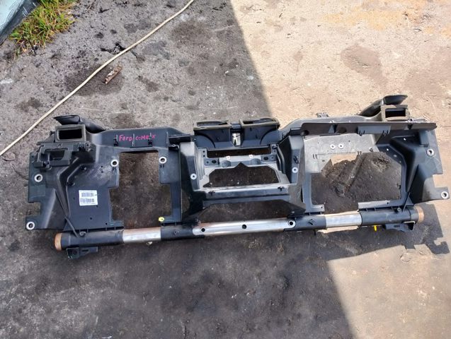 Корпус панелі