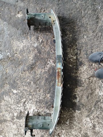 Балка передній бампера