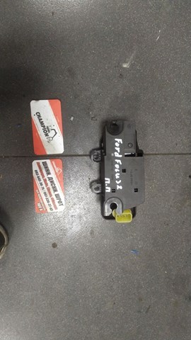 Ручка передньої двері внутрішня права