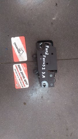 Ручка передньої двері внутрішня ліва