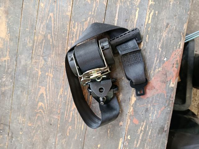 Ремінь безпеки — фото 6