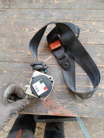 Ремінь безпеки — фото 5