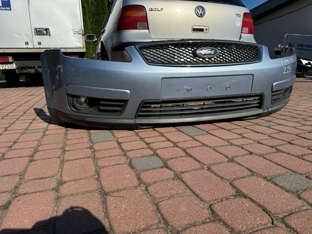 УРешітка радіатора