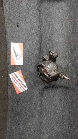 Насос вакуумний