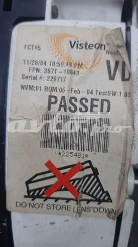 Приборна панель Mondeo mk3 2.0