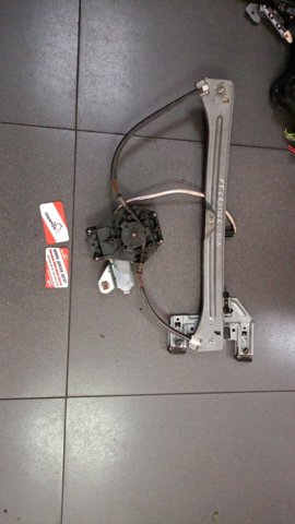 Передній двигун механізму