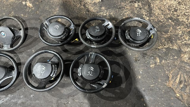 Подушка безопасности (AIRBAG) водительская