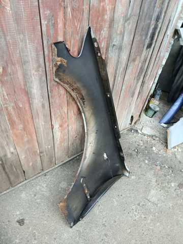 Крыло переднее правое