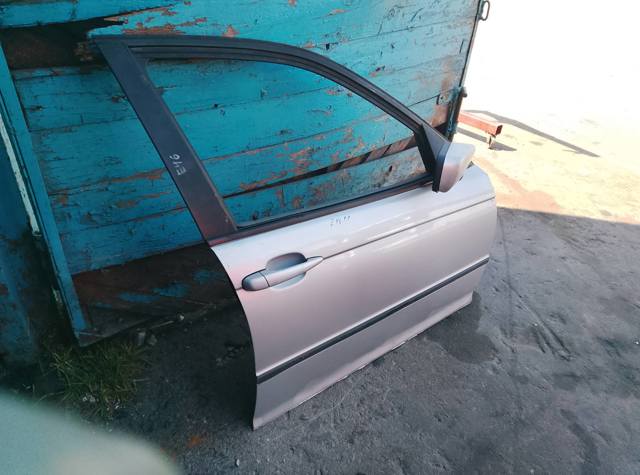 Двері передні, праві