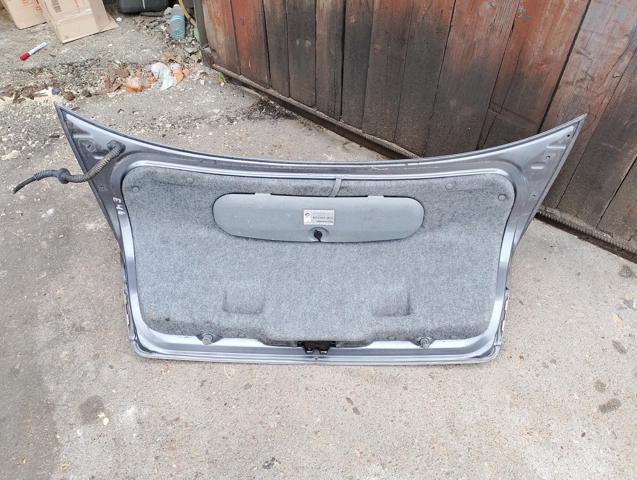 Кришка багажника