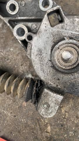 Натяжітель ремня — фото 5