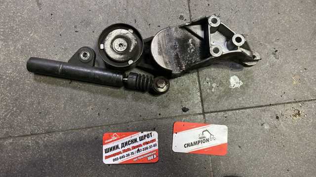 Натяжітель ремня — фото 1