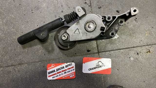 Натяжітель ремня — фото 3