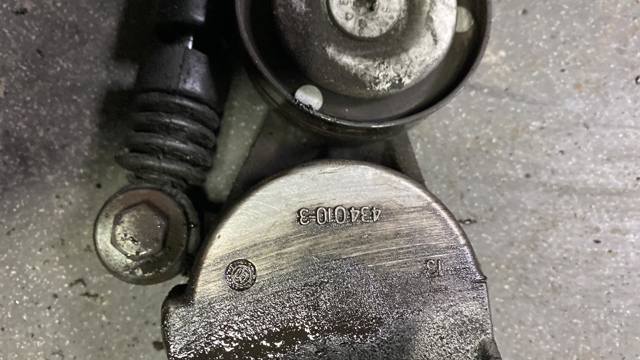 Натяжітель ремня — фото 2