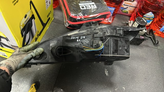 Фара правая