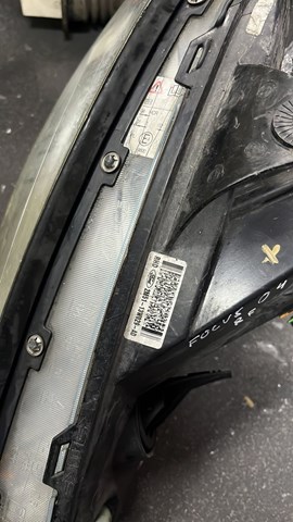 Фара правая