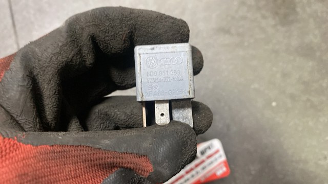 Реле вентилятора — фото 2