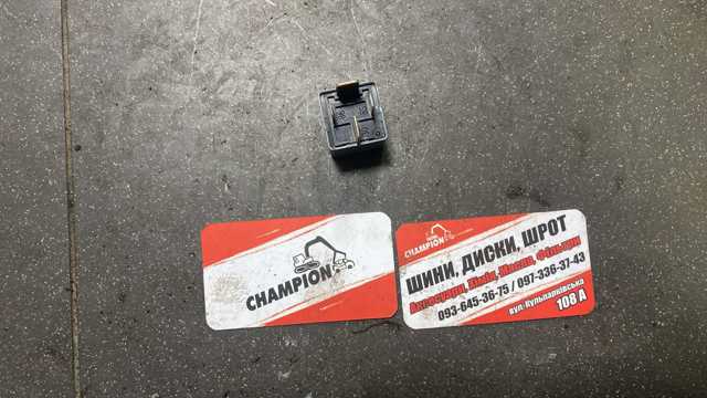 Реле вентилятора — фото 1