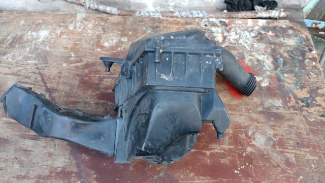 Корпус повітряного фільтра