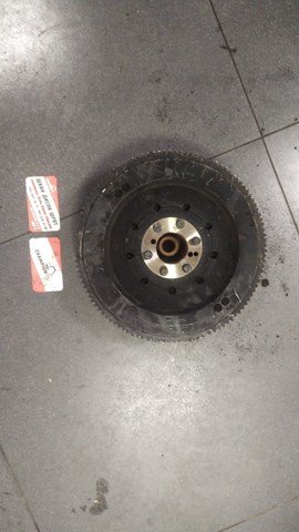 Маховик двигуна