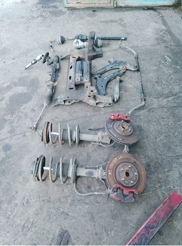 Амортизатор передний