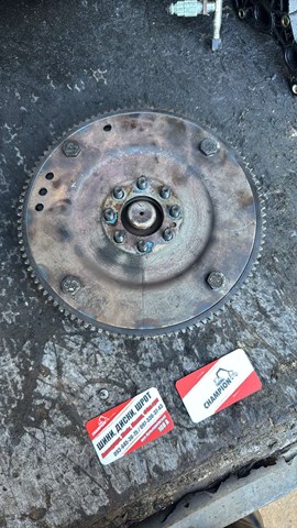 Маховик двигателя