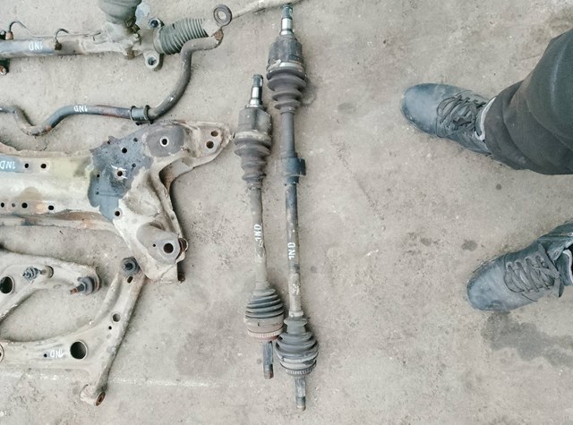 Пружина передняя