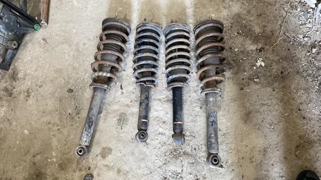 Амортизатор передний