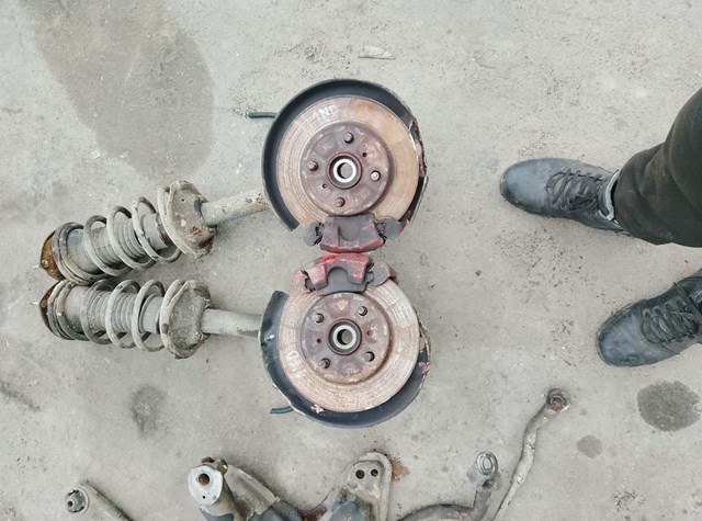 Опора амортизатора переднего