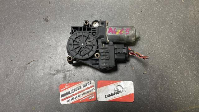 Двигун склопідіймача двері передньої, правої — фото 3