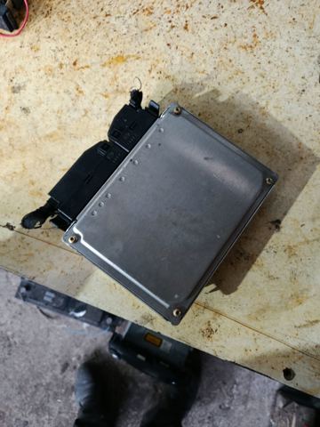 Модуль (блок) керування (ЕБУ) двигуном — фото 3