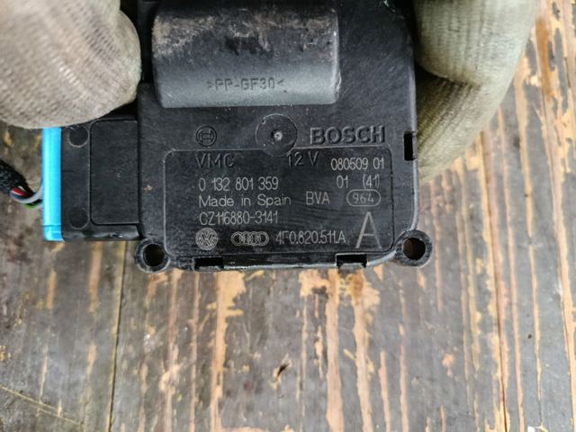 Двигун заслінки печі