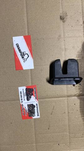 4E0827520B01C VAG Крышка багажника купить в Павлоград