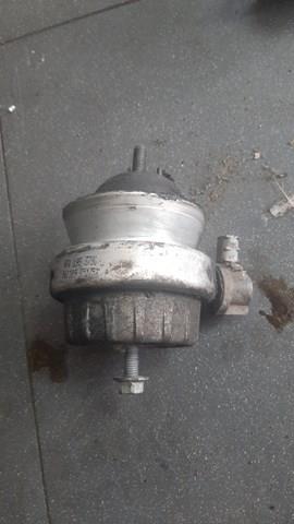 Подушка (опора) двигателя левая