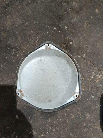 Кришка в кузові паливного насоса — фото 6