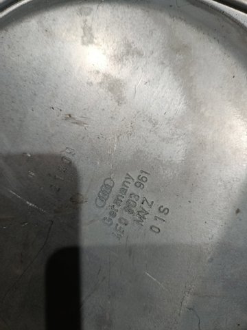 Кришка в кузові паливного насоса — фото 4