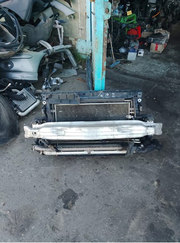 4F0807111 VAG Усилитель бампера переднего купить в Ужгород