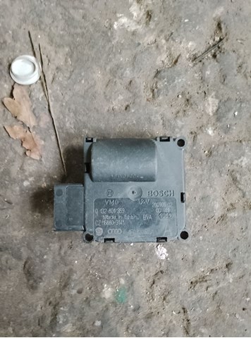 Двигун заслінки печі