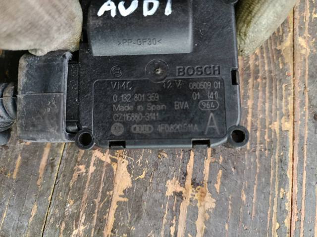 Двигун заслінки печі