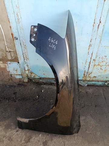 Крило переднє ліве Lift LY9B