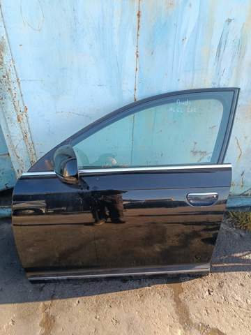 Двері передні, ліві