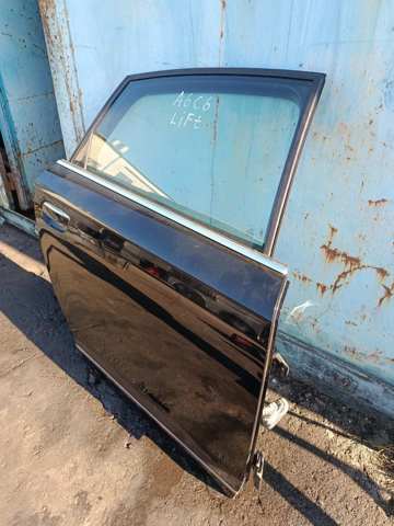 Двері задні, праві