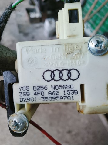 Личинка замка топливного бака 4F0862153B VAG