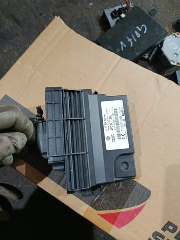 Модуль керування (ЕБУ) бортової мережі — фото 1