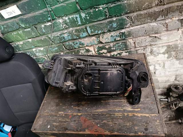 Фара права — фото 2