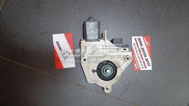 Мотор стеклоподъемника двери задней левой