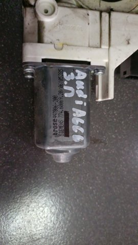 Двигун стеклопод'емника двері задньої, правої